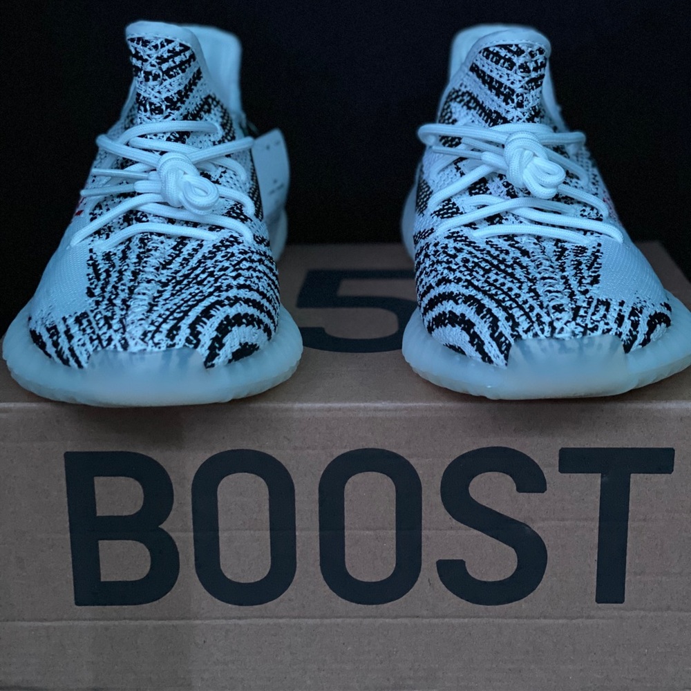 Yeezy 350 Zebra Size 11 “Brand New” - Picture 4 of 6